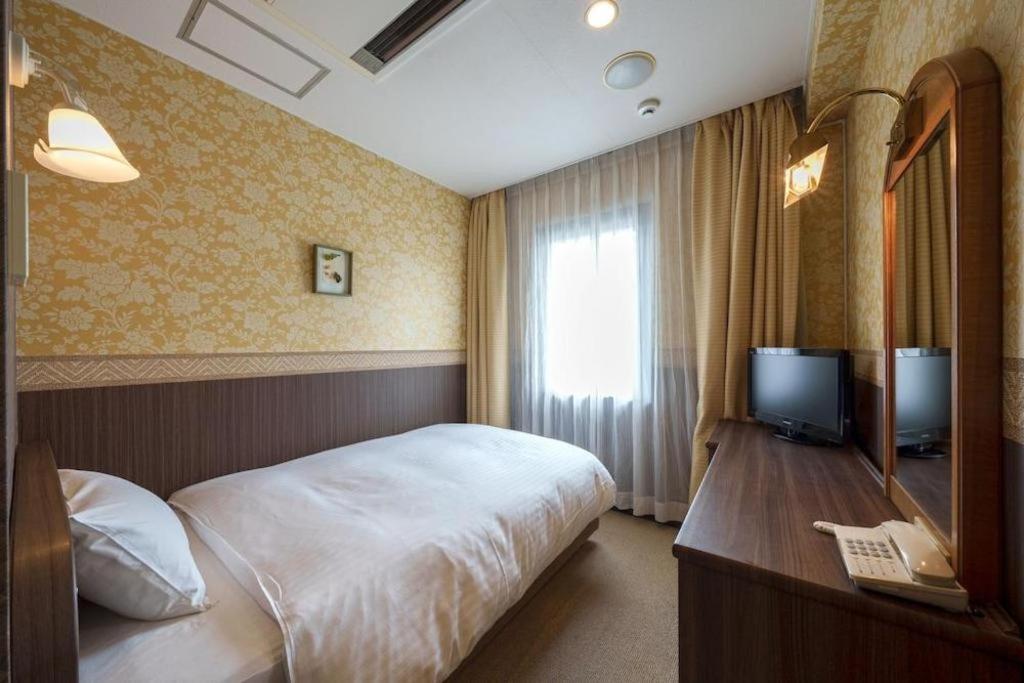Hotel Eclair Hakata Фукуока Екстериор снимка